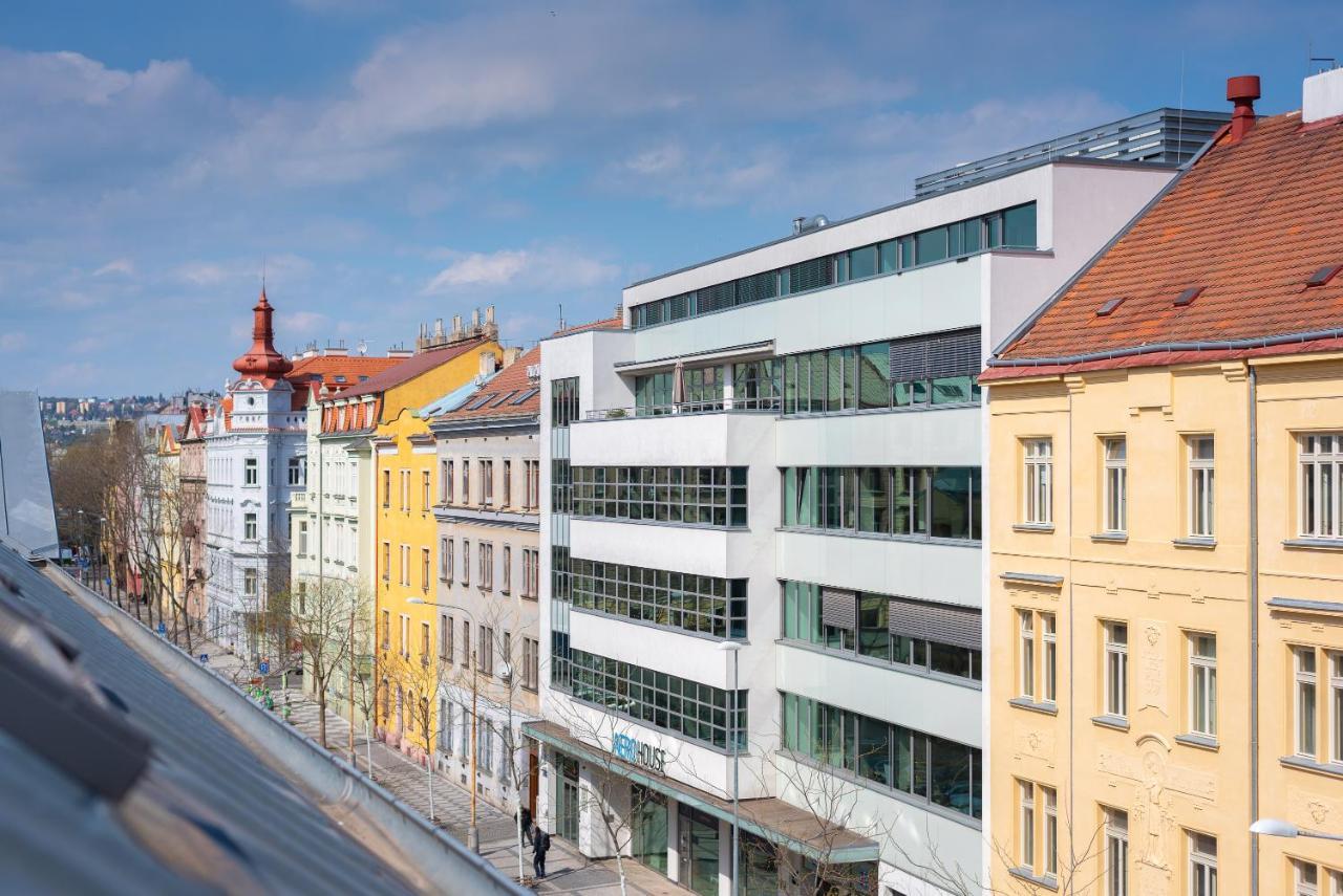 With Balcony And Parking Near The Museum Prag